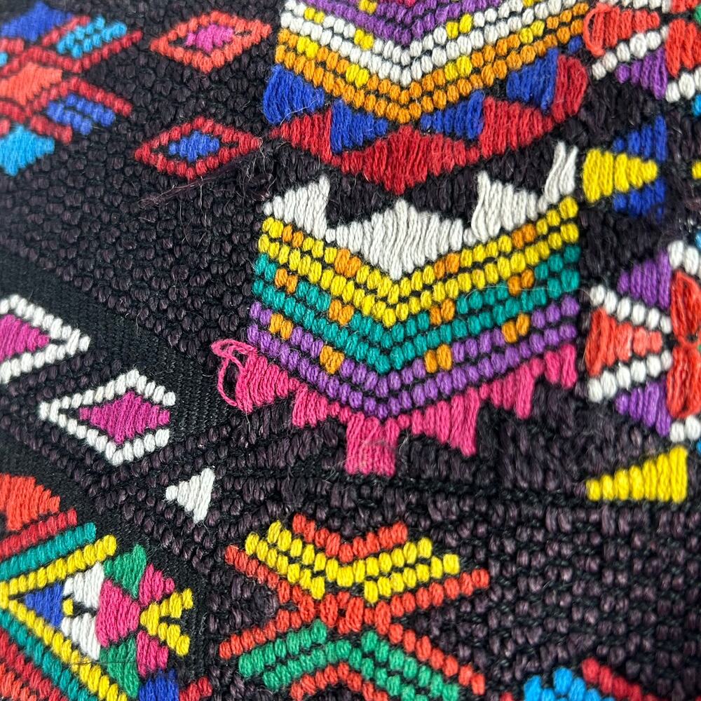 Large Handbag Crossbody Guatelmalan Leather Embroidered Colorful Huipil Artisan - Picture 5 of 11